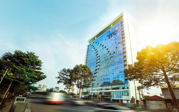 Nhìn từ các công bố giao dịch cổ phiếu SBT