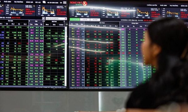 Nhóm Gelex đồng loạt giảm sàn, VN-Index rời xa mốc 1.800 điểm