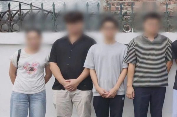 Nhóm tội phạm lôi kéo học sinh, sinh viên mở tài khoản ngân hàng để bán
