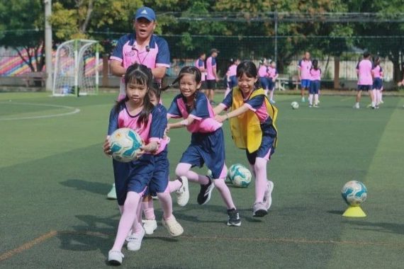 “Những bước chân nhiệm màu” tiếp tục đến với 5 CLB tại Cần Thơ