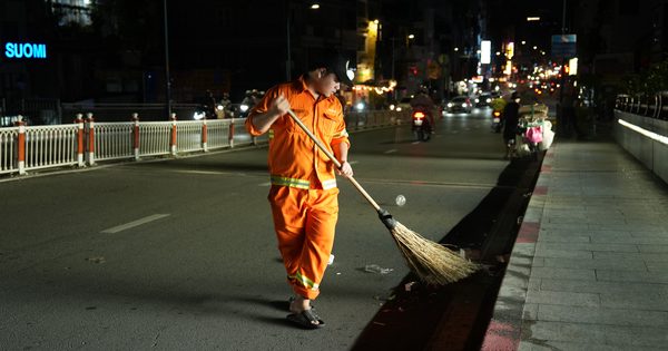 Những bước chân thầm lặng