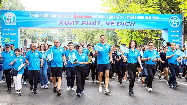 Những bước chạy vì hòa bình