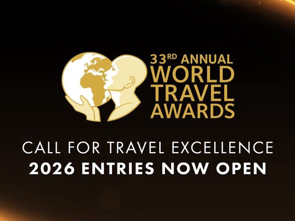 Những chiếc cúp World Travel Awards và bài toán giữ khách, giữ giá trị cho du lịch Việt
