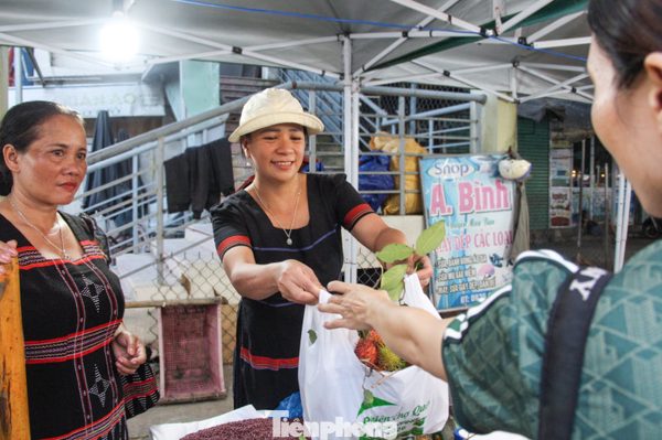 Những chợ phiên xanh giữa lòng Đà Nẵng