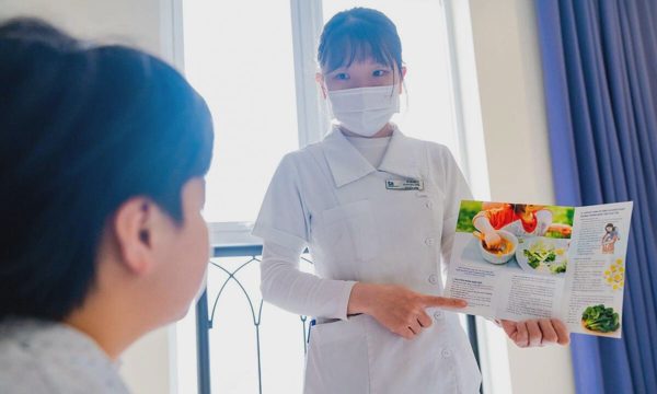 Những dưỡng chất giúp trẻ vị thành niên phát triển chiều cao, trí não