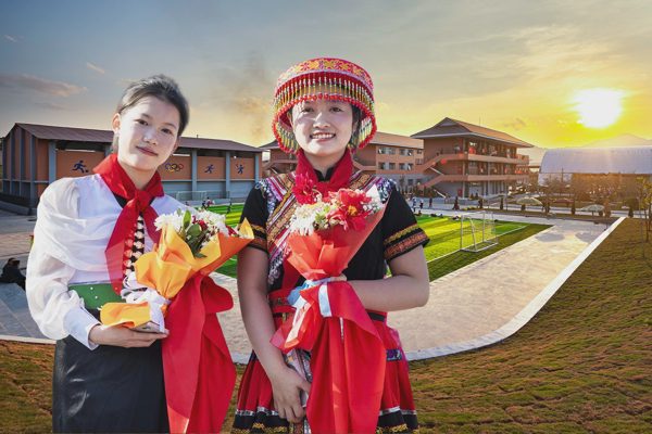 Những giấc mơ bắt đầu giữa biên cương
