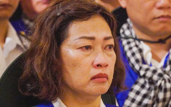 Những giọt nước mắt rơi trong chuyến công tác của đoàn đại biểu TP.HCM tại nhà tù Côn Đảo