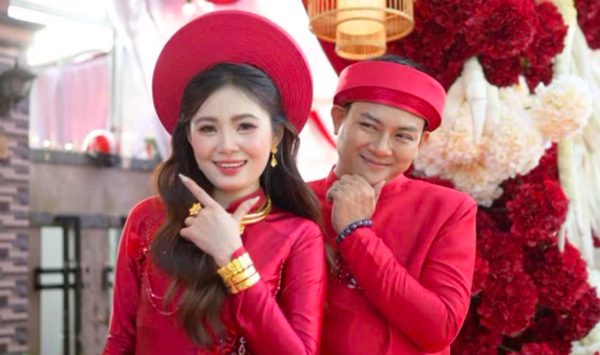 Những hình ảnh chưa được hé lộ trong đám cưới của Hoài Lâm