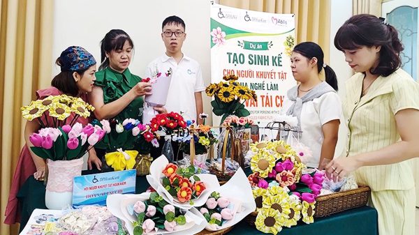 Những mảnh vải vụn làm đẹp cho đời