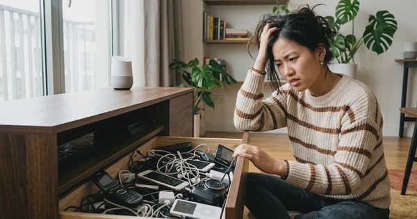 Những món đồ công nghệ cũ nên loại bỏ thay vì cất giữ?