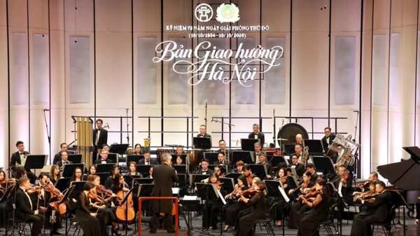 Những nghệ sĩ nổi tiếng thăng hoa cùng “Bản giao hưởng Hà Nội”