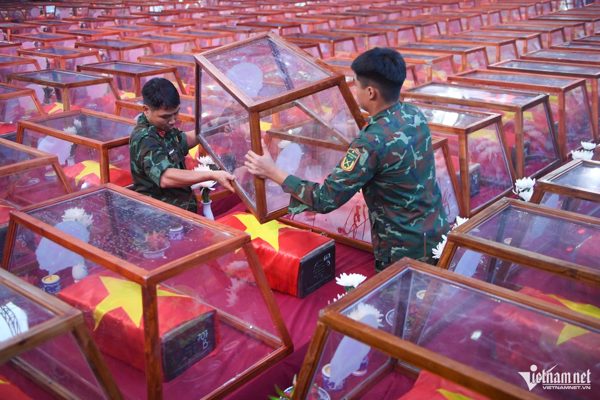 Những người nằm lại để Tổ quốc bay lên