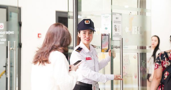 Những người phụ nữ góp sức giữ an ninh cho tòa nhà