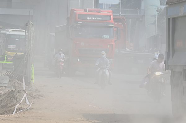 Những nguồn ô nhiễm bủa vây bầu không khí ở Hà Nội