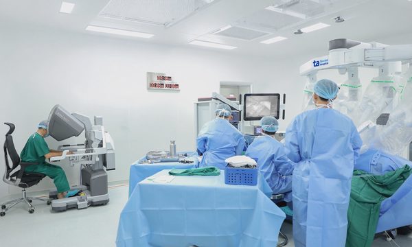 Niệu quản ứ dịch gây viêm vùng kín