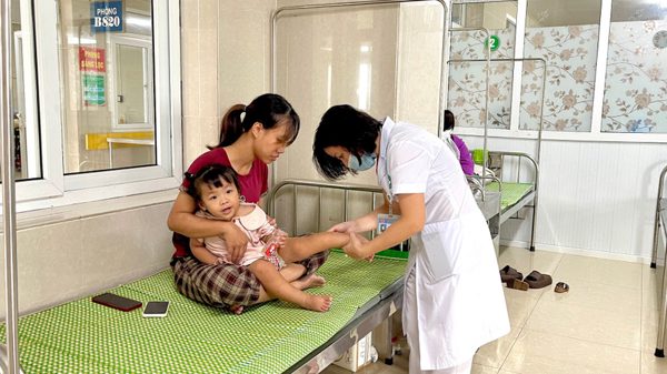 Ninh Bình chủ động phòng bệnh truyền nhiễm khi trẻ trở lại trường học
