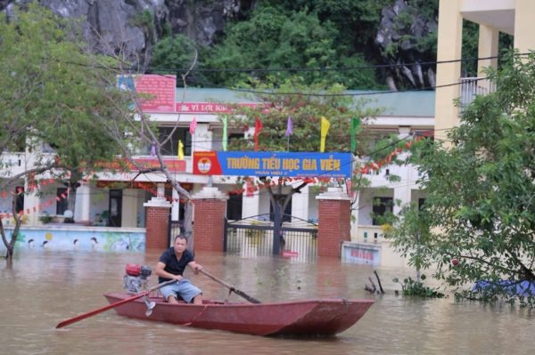 Ninh Bình: Lũ sông Hoàng Long, sông Đáy tiếp tục lên, Gia Viễn vẫn ngập sâu