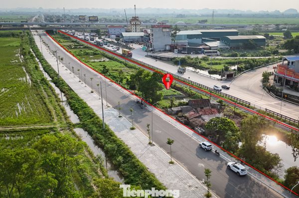 Ninh Bình: Người dân bị bít lối vào đất canh tác bởi đường 360 tỷ đồng
