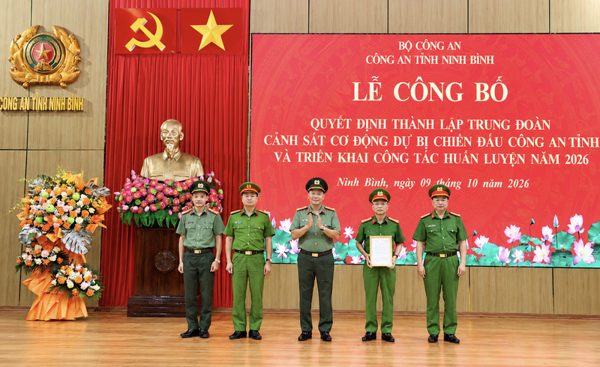 Ninh Bình thành lập Trung đoàn CSCĐ dự bị chiến đấu với gần 800 cán bộ, chiến sĩ