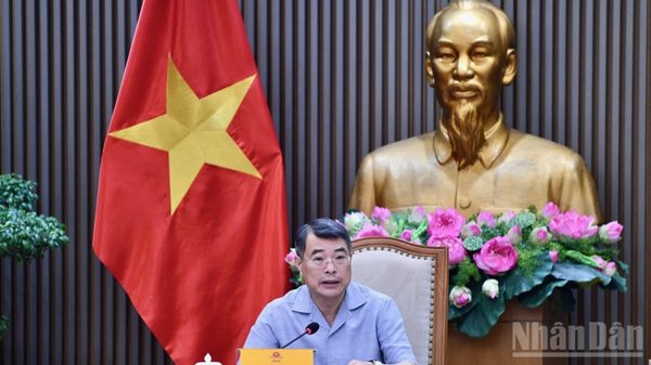 Nỗ lực bảo đảm giải ngân 100% vốn đầu tư công các dự án trọng điểm giao thông vận tải