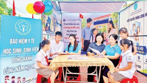 Nỗ lực gia cố trụ đỡ an sinh