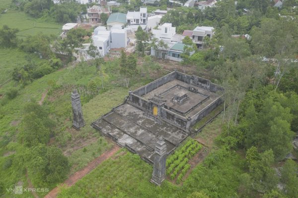 Nơi an nghỉ của hoàng thái hậu cuối cùng triều Nguyễn