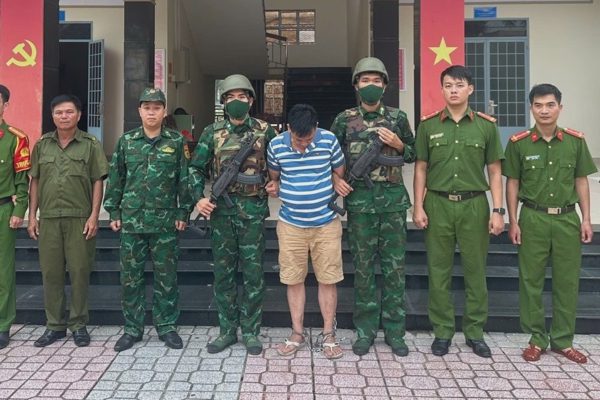 Nói dối có thể xin vào ngành công an, lừa 400 triệu đồng