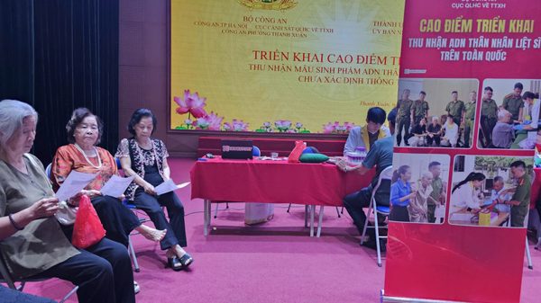 Nốt lặng trong một phòng lấy mẫu xét nghiệm