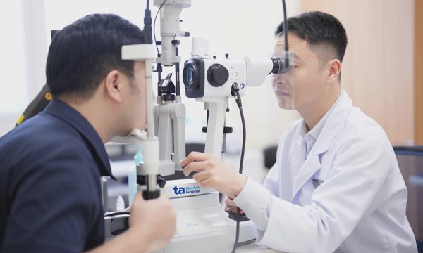 Nốt vàng quanh mắt là dấu hiệu bệnh gì?