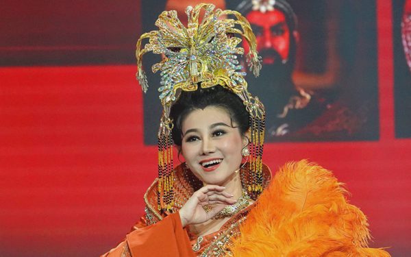 NSND Quế Trân đi tìm Chuông vàng vọng cổ