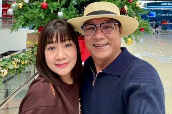 NSND Trọng Trinh tuổi 70 vẫn trẻ khoẻ, bị vợ kém 16 tuổi phàn nàn và cháu nội nhầm tên