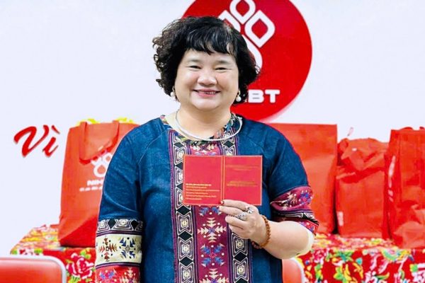 Nữ cán bộ cấp phường 115 lần lặn lội từ Bắc Ninh xuống Hà Nội hiến máu