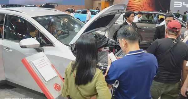 Nuôi ô tô 7 chỗ tốn hơn xe 5 chỗ những khoản nào?