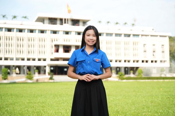 Nữ sinh 16 tuổi và hành trình đại diện tiếng nói trẻ em