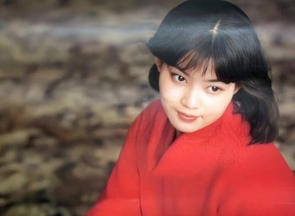 'Nữ thần màn ảnh' từng 13 lần giành giải Ảnh hậu, U80 sống an yên