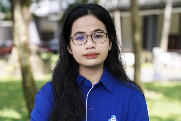 Nữ thủ khoa đầu vào Bách khoa TPHCM và lý do chọn ngành Điện