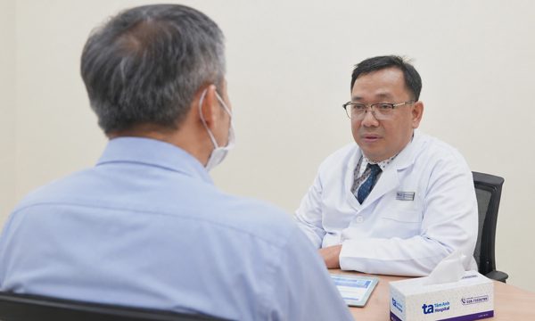 Nước tiểu nhiều bọt do suy thận