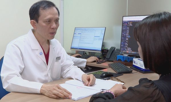 Nút mạch chữa lạc nội mạc tử cung