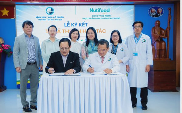 Nutifood hợp tác phát triển giải pháp dinh dưỡng từ dược liệu Việt