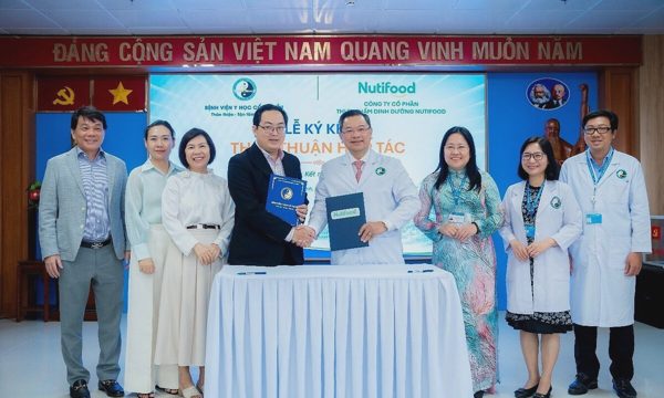 Nutifood hợp tác phát triển sản phẩm dinh dưỡng từ dược liệu Việt