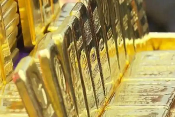 Ông chủ tiệm vàng trả giá đắt vì bỏ qua dấu hiệu đáng ngờ của khách