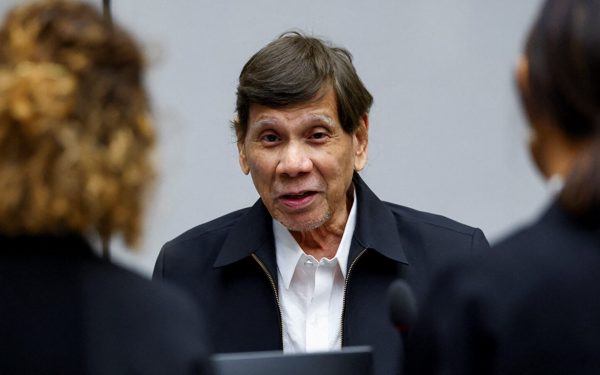 Ông Duterte lần đầu xuất hiện trực tiếp tại ICC