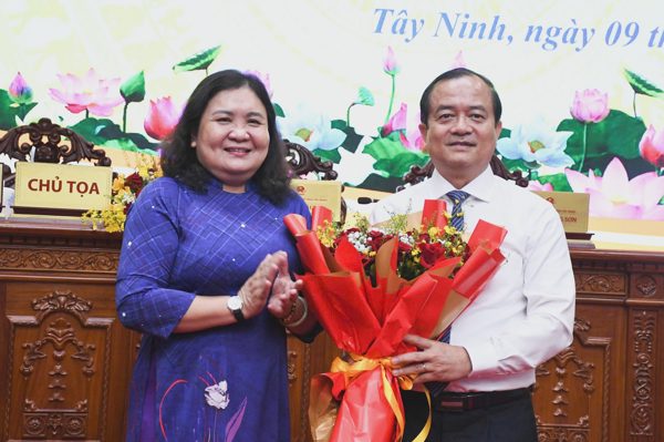 Ông Nguyễn Hồng Thanh giữ chức Chủ tịch HĐND tỉnh Tây Ninh