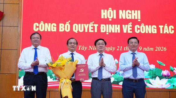 Ông Nguyễn Hồng Thanh giữ chức Chủ tịch Hội đồng Nhân dân tỉnh Tây Ninh