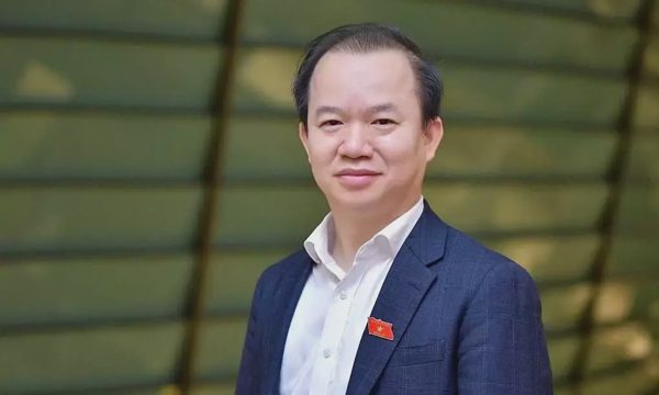 Ông Nguyễn Văn Chiến và ông Bùi Hoài Sơn làm Phó ban Tuyên giáo Trung ương