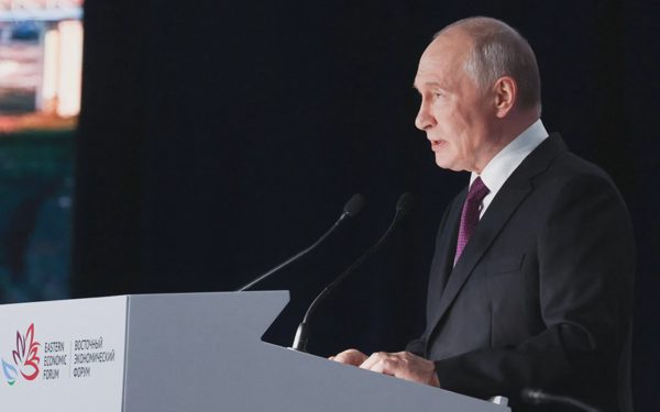 Ông Putin: 'Người dân Nga tự nguyện chiến đấu còn người Ukraine bị ép ra chiến trường'