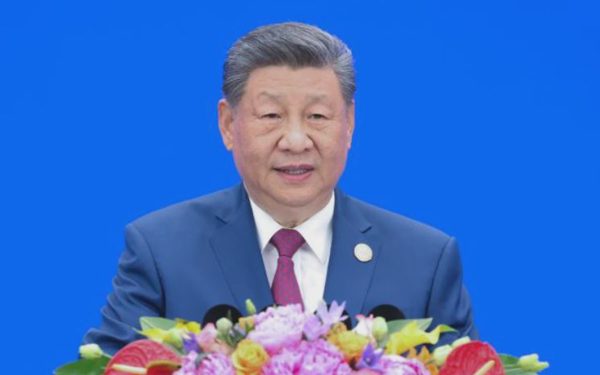 Ông Tập Cận Bình hồi đáp thư của sinh viên 10 trường đại học Mỹ