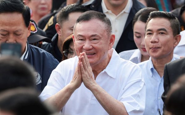Ông Thaksin nộp đơn xin ân xá, muốn sống bình yên tuổi xế chiều