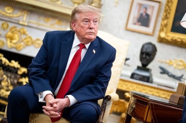 Ông Trump 'dọa' ném bom Oman, chưa vội thỏa thuận với Iran