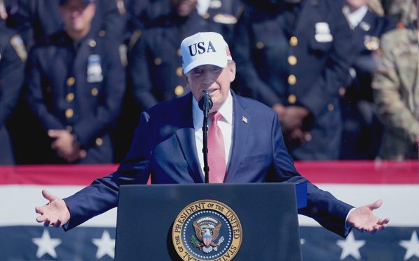 Ông Trump biết nhưng không cản Anh áp trừng phạt Israel?